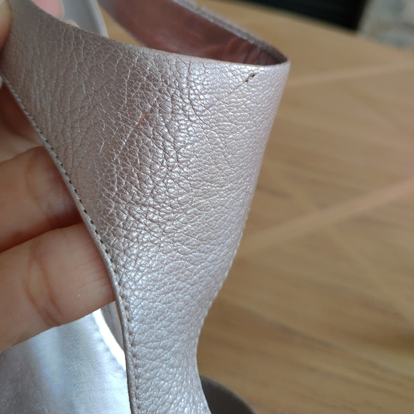 Nine West Jendavi Silver Leather Sandals - Picture 8 of 10